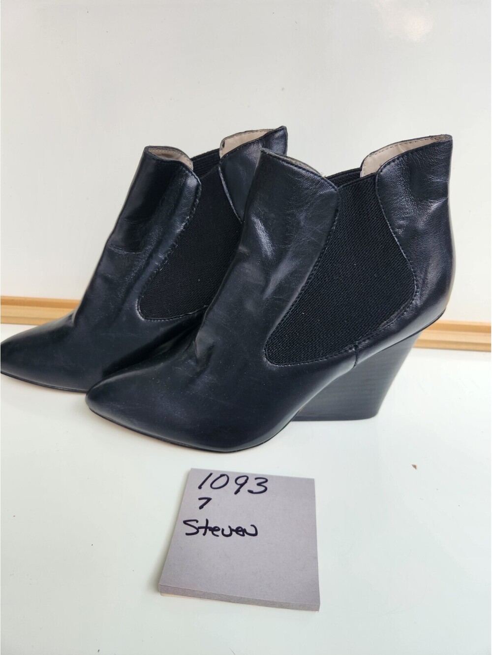 Black Steven boot - Picture 2 of 5